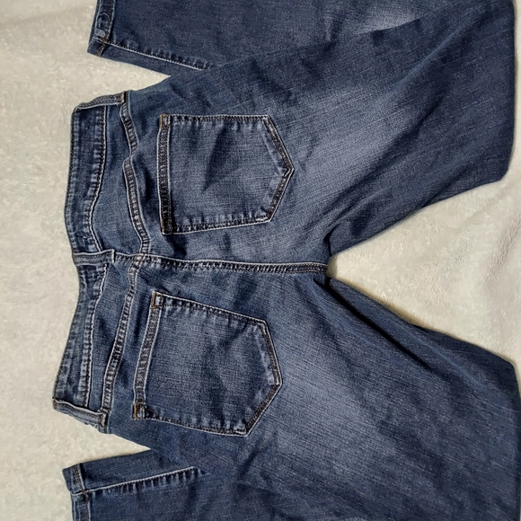 Size 4s sonoma jeans - Picture 3 of 3